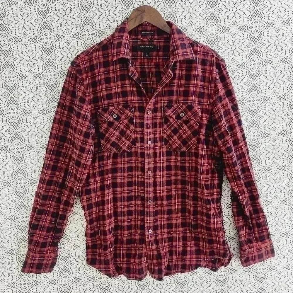 Banana Republic standard fit flannel button down men's shirt M